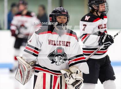 Thumbnail 1 in Needham @ Wellesley photogallery.