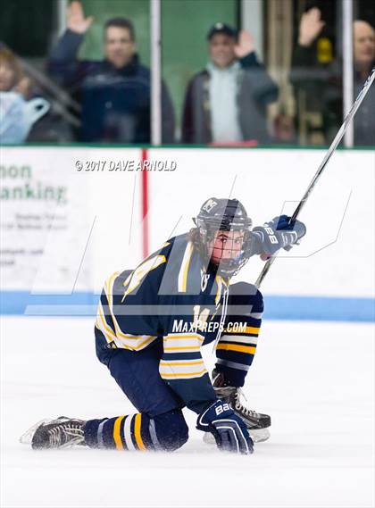 Thumbnail 2 in Needham @ Wellesley photogallery.