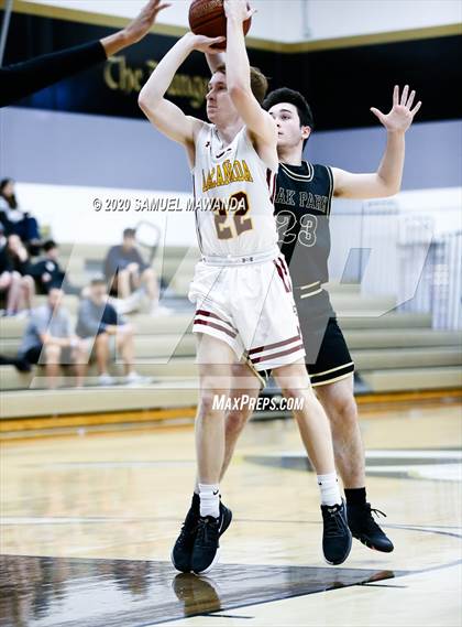 Thumbnail 2 in Oak Park vs La Canada photogallery.