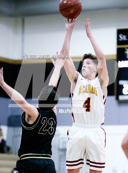 Thumbnail 1 in Oak Park vs La Canada photogallery.