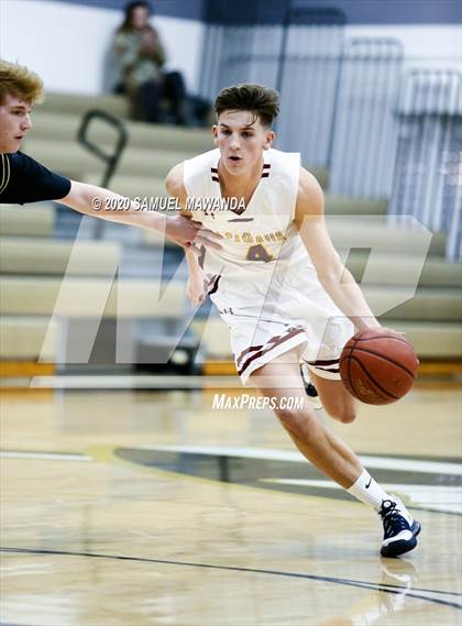 Thumbnail 2 in Oak Park vs La Canada photogallery.