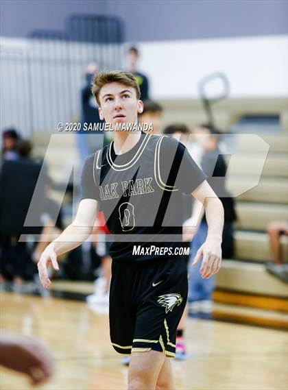 Thumbnail 2 in Oak Park vs La Canada photogallery.