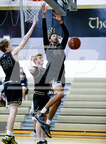 Thumbnail 2 in Oak Park vs La Canada photogallery.