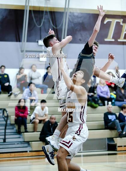 Thumbnail 3 in Oak Park vs La Canada photogallery.