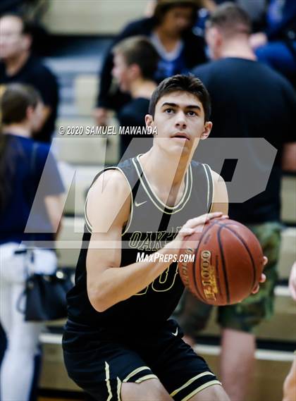 Thumbnail 3 in Oak Park vs La Canada photogallery.