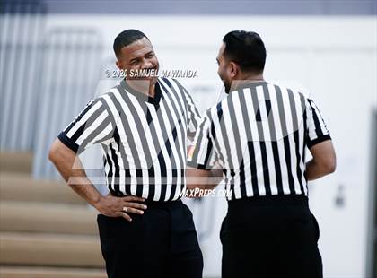 Thumbnail 2 in Oak Park vs La Canada photogallery.