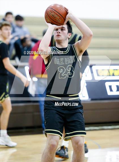 Thumbnail 3 in Oak Park vs La Canada photogallery.