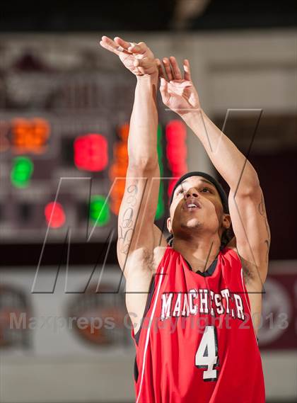 Thumbnail 1 in Springfield Central vs. Manchester (Spalding Hoophall Classic) photogallery.