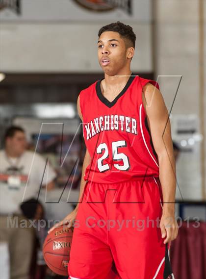 Thumbnail 2 in Springfield Central vs. Manchester (Spalding Hoophall Classic) photogallery.