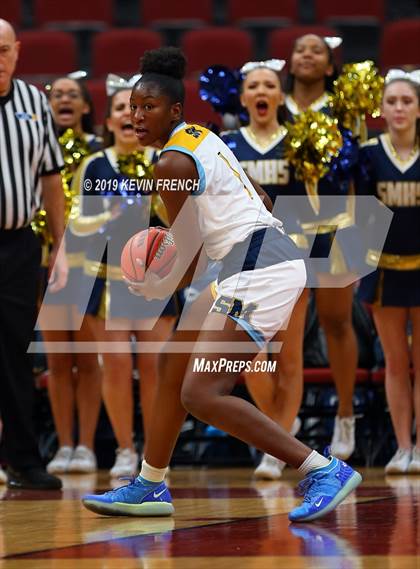 Thumbnail 1 in Seton Catholic vs. Shadow Mountain (AIA 4A Final) photogallery.