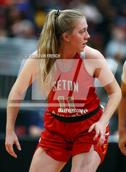 Thumbnail 1 in Seton Catholic vs. Shadow Mountain (AIA 4A Final) photogallery.