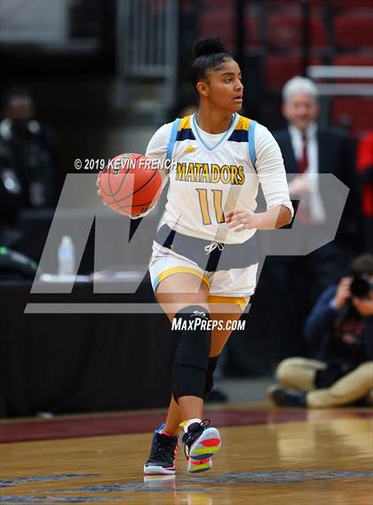 Thumbnail 2 in Seton Catholic vs. Shadow Mountain (AIA 4A Final) photogallery.
