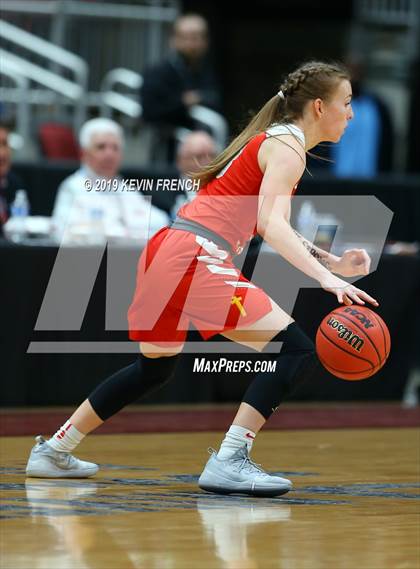 Thumbnail 3 in Seton Catholic vs. Shadow Mountain (AIA 4A Final) photogallery.