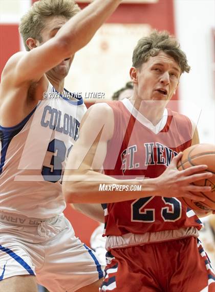 Thumbnail 2 in St. Henry vs Covington Catholic (ninth region) photogallery.