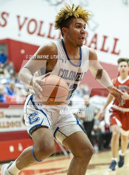 Thumbnail 1 in St. Henry vs Covington Catholic (ninth region) photogallery.
