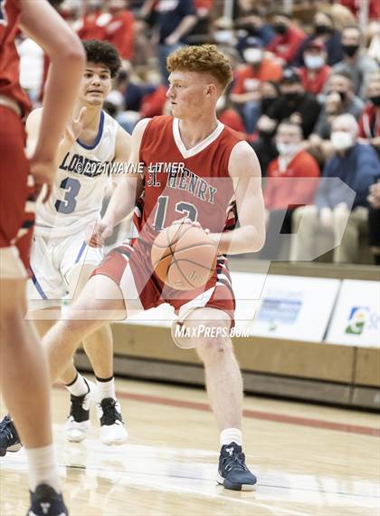 Thumbnail 2 in St. Henry vs Covington Catholic (ninth region) photogallery.
