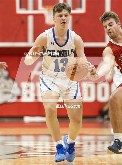 Thumbnail 2 in St. Henry vs Covington Catholic (ninth region) photogallery.