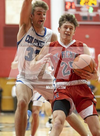 Thumbnail 1 in St. Henry vs Covington Catholic (ninth region) photogallery.