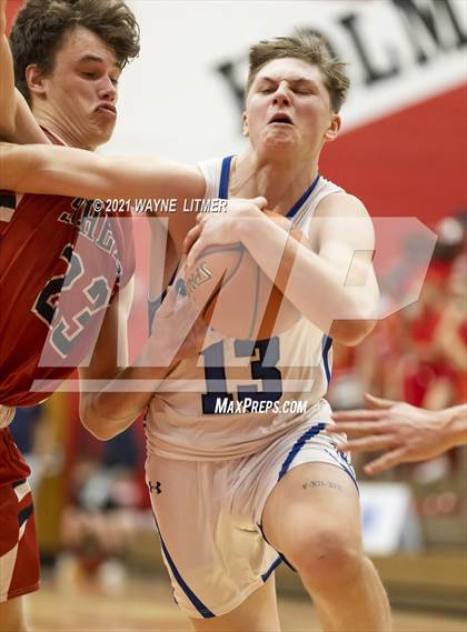 Thumbnail 1 in St. Henry vs Covington Catholic (ninth region) photogallery.