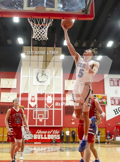 Thumbnail 3 in St. Henry vs Covington Catholic (ninth region) photogallery.