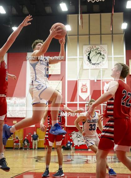 Thumbnail 1 in St. Henry vs Covington Catholic (ninth region) photogallery.