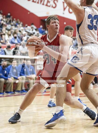 Thumbnail 1 in St. Henry vs Covington Catholic (ninth region) photogallery.