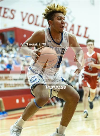 Thumbnail 1 in St. Henry vs Covington Catholic (ninth region) photogallery.