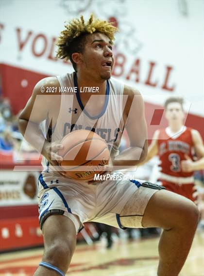 Thumbnail 3 in St. Henry vs Covington Catholic (ninth region) photogallery.
