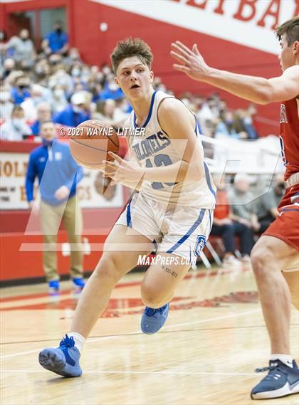 Thumbnail 1 in St. Henry vs Covington Catholic (ninth region) photogallery.