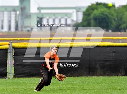 Thumbnail 1 in Magnet Cove vs. Pangburn (AAA 2A Regional Playoff) photogallery.