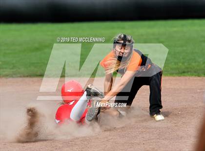Thumbnail 3 in Magnet Cove vs. Pangburn (AAA 2A Regional Playoff) photogallery.