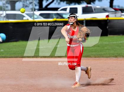 Thumbnail 3 in Magnet Cove vs. Pangburn (AAA 2A Regional Playoff) photogallery.