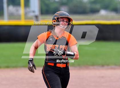 Thumbnail 3 in Magnet Cove vs. Pangburn (AAA 2A Regional Playoff) photogallery.