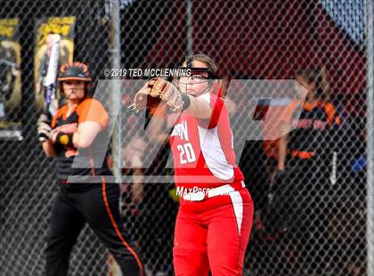 Thumbnail 2 in Magnet Cove vs. Pangburn (AAA 2A Regional Playoff) photogallery.