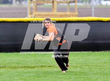 Thumbnail 1 in Magnet Cove vs. Pangburn (AAA 2A Regional Playoff) photogallery.