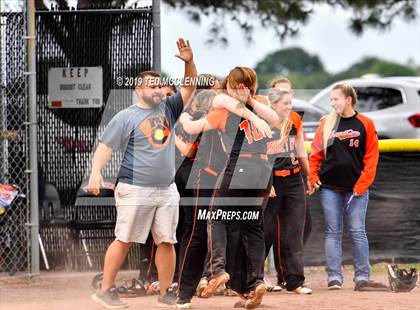 Thumbnail 2 in Magnet Cove vs. Pangburn (AAA 2A Regional Playoff) photogallery.