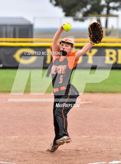 Thumbnail 1 in Magnet Cove vs. Pangburn (AAA 2A Regional Playoff) photogallery.