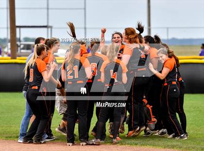 Thumbnail 2 in Magnet Cove vs. Pangburn (AAA 2A Regional Playoff) photogallery.