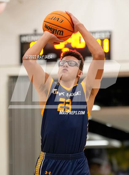 Thumbnail 2 in Oak Ridge @ Jesuit photogallery.