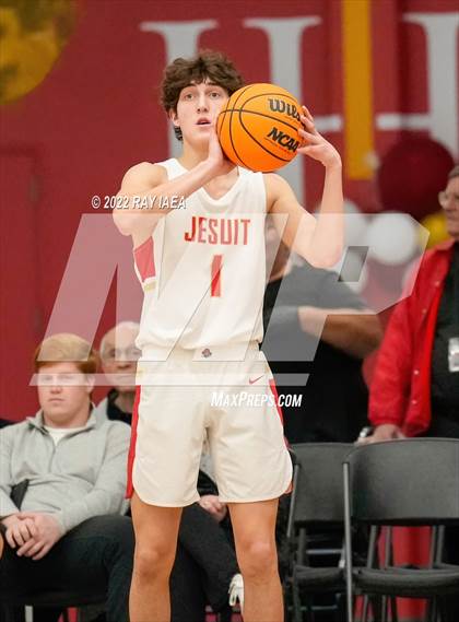 Thumbnail 3 in Oak Ridge @ Jesuit photogallery.