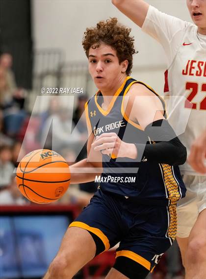 Thumbnail 3 in Oak Ridge @ Jesuit photogallery.