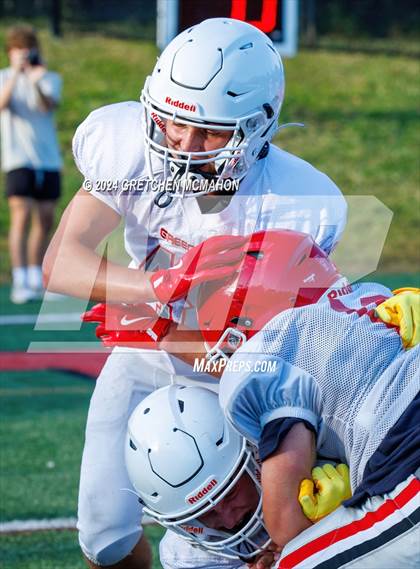Thumbnail 2 in Greenwich @ New Canaan (Scrimmage) photogallery.