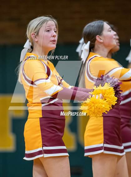 Thumbnail 1 in Lumberton @ Pine Forest photogallery.