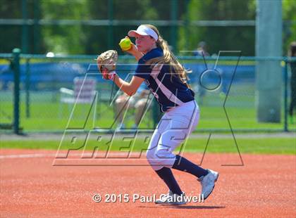 Thumbnail 1 in Meadowdale vs. Prairie (WIAA 3A Consolation Final) photogallery.