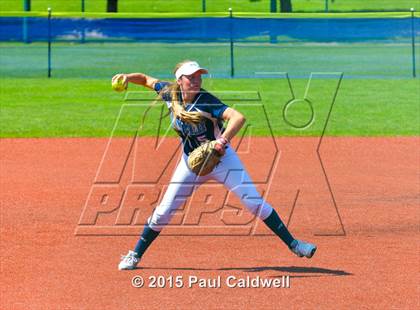 Thumbnail 2 in Meadowdale vs. Prairie (WIAA 3A Consolation Final) photogallery.
