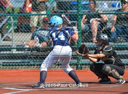 Thumbnail 2 in Meadowdale vs. Prairie (WIAA 3A Consolation Final) photogallery.