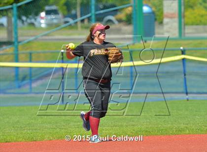 Thumbnail 2 in Meadowdale vs. Prairie (WIAA 3A Consolation Final) photogallery.