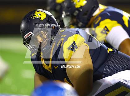 Thumbnail 3 in Serra vs. Warren photogallery.