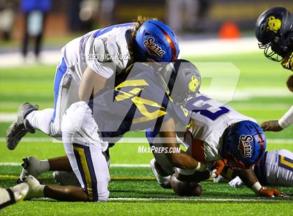 Thumbnail 3 in Serra vs. Warren photogallery.