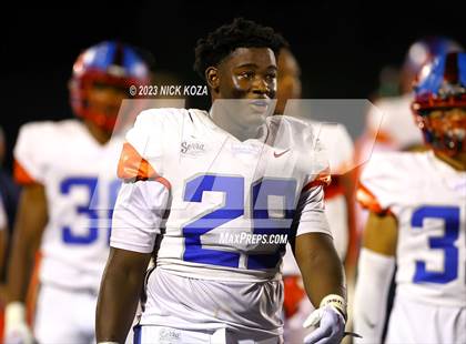 Thumbnail 2 in Serra vs. Warren photogallery.